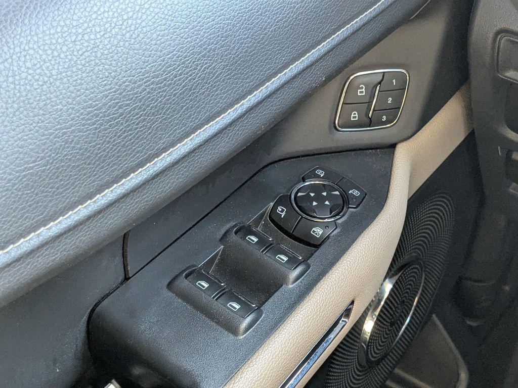 used 2022 Ford Expedition Max car, priced at $40,023