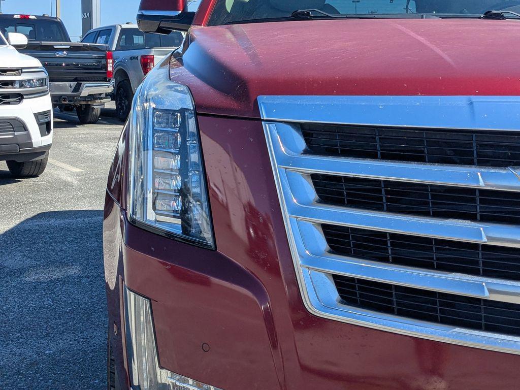 used 2017 Cadillac Escalade car, priced at $24,988