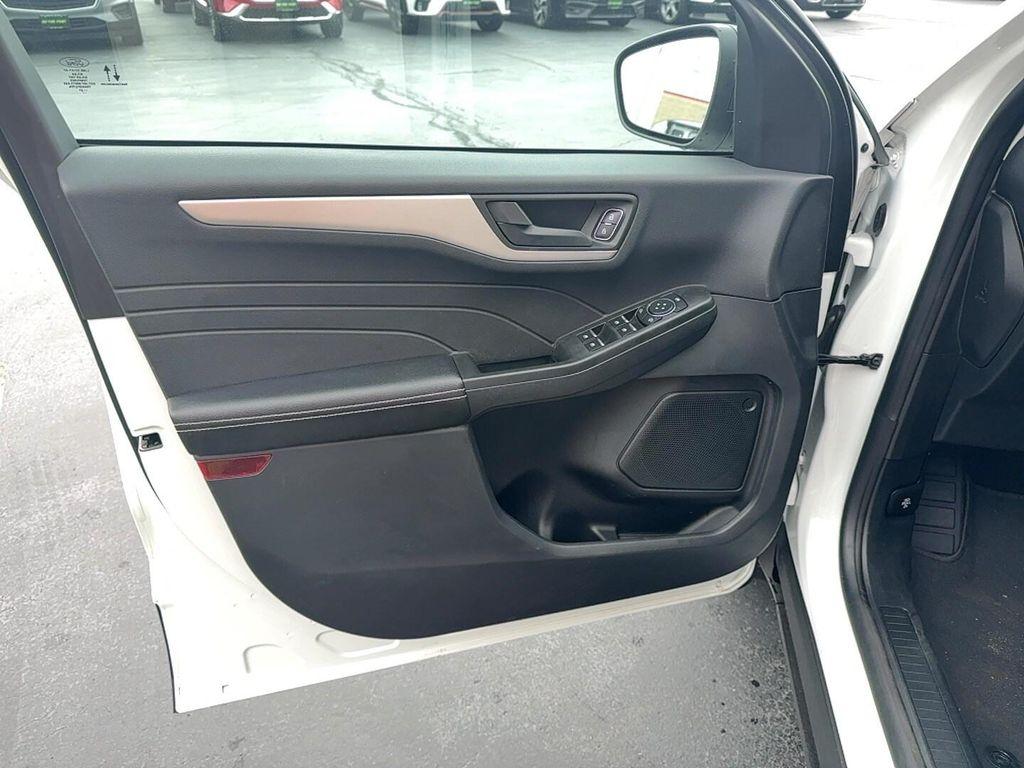 used 2022 Ford Escape car, priced at $22,499