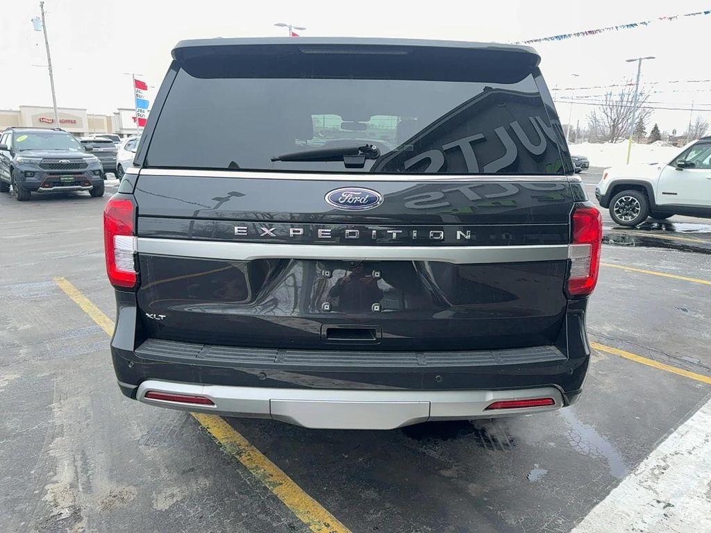 used 2024 Ford Expedition car, priced at $38,877