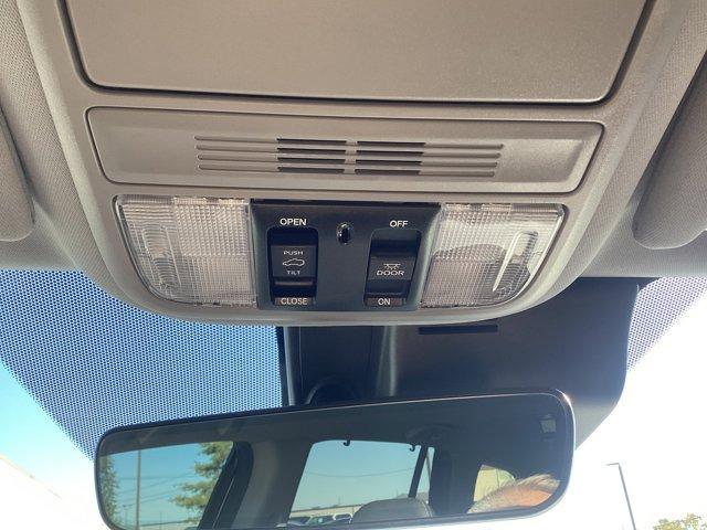 2021 Crystal Black Pearl Honda Pilot