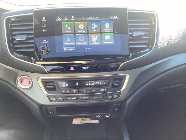 2021 Crystal Black Pearl Honda Pilot
