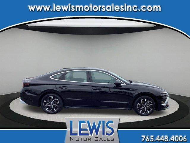 used 2025 Hyundai Sonata car, priced at $24,995