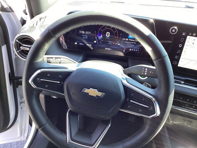 used 2025 Chevrolet Equinox car, priced at $31,515