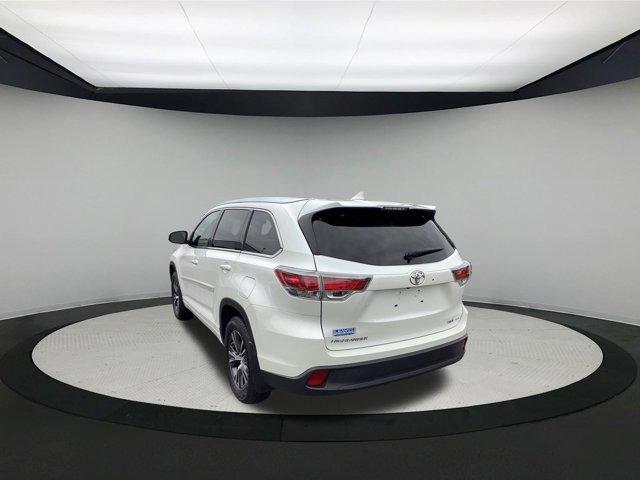 used 2016 Toyota Highlander car, priced at $23,825
