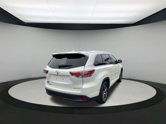 used 2016 Toyota Highlander car, priced at $23,825