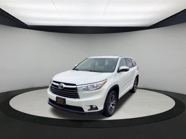 used 2016 Toyota Highlander car, priced at $23,825