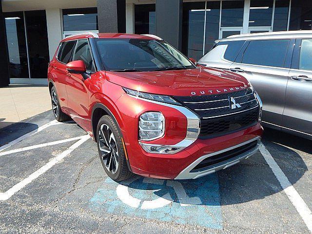 new 2024 Mitsubishi Outlander car, priced at $39,905