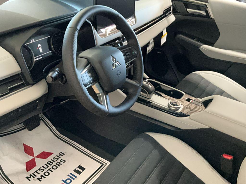 new 2026 Mitsubishi Outlander car, priced at $39,595