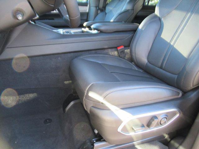 new 2026 Jeep Grand Wagoneer car, priced at $80,925