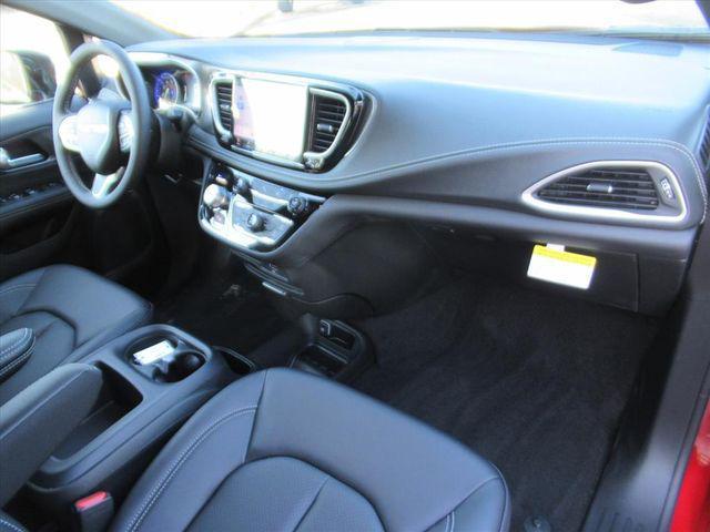 new 2026 Chrysler Pacifica car, priced at $41,466