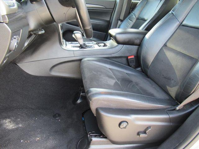 used 2021 Jeep Grand Cherokee car, priced at $21,996