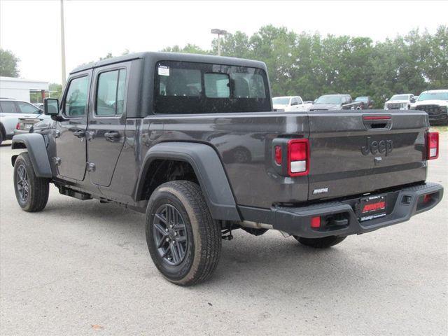 new 2026 Jeep Gladiator car, priced at $35,696