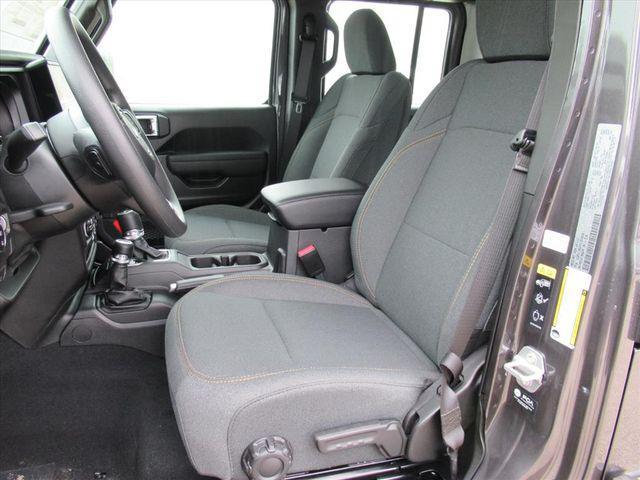 new 2026 Jeep Gladiator car, priced at $35,696