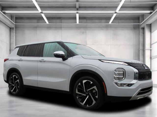 used 2022 Mitsubishi Outlander car, priced at $19,222