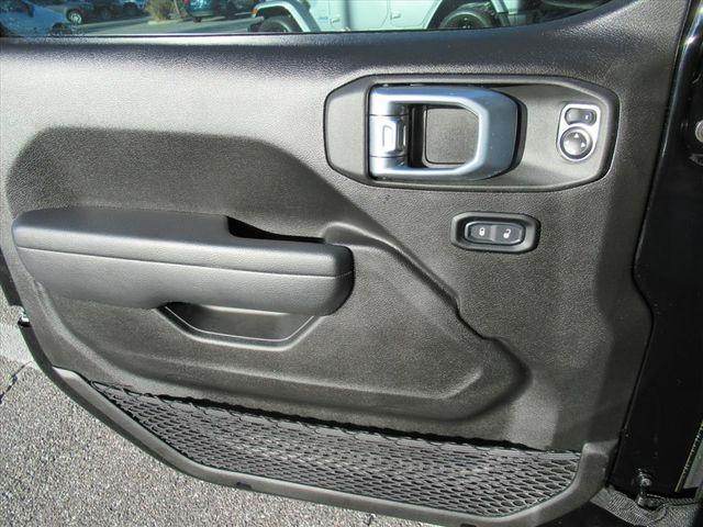 used 2024 Jeep Wrangler car, priced at $35,991