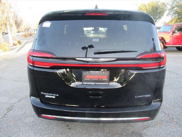 used 2024 Chrysler Pacifica car, priced at $39,991