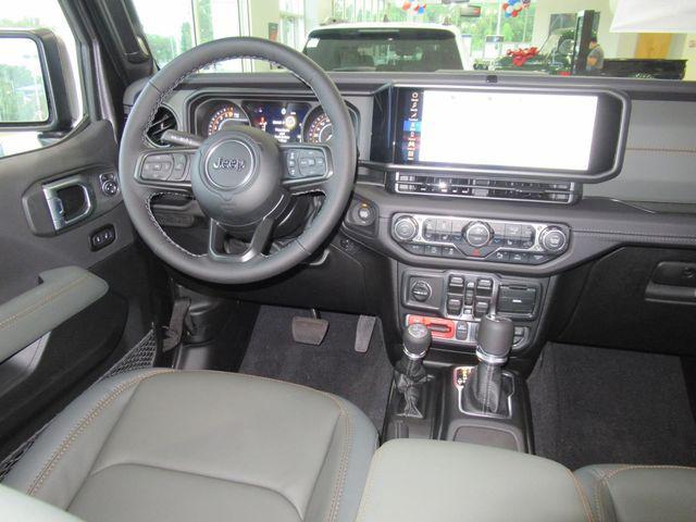 new 2026 Jeep Gladiator car, priced at $60,593