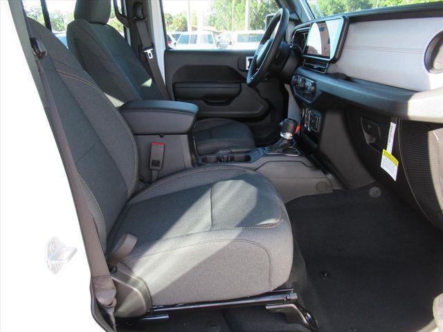 used 2026 Jeep Gladiator car, priced at $37,923
