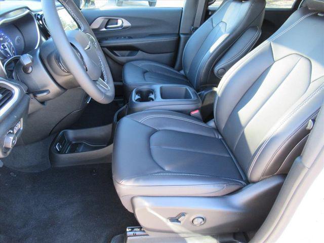 new 2026 Chrysler Pacifica car, priced at $38,127