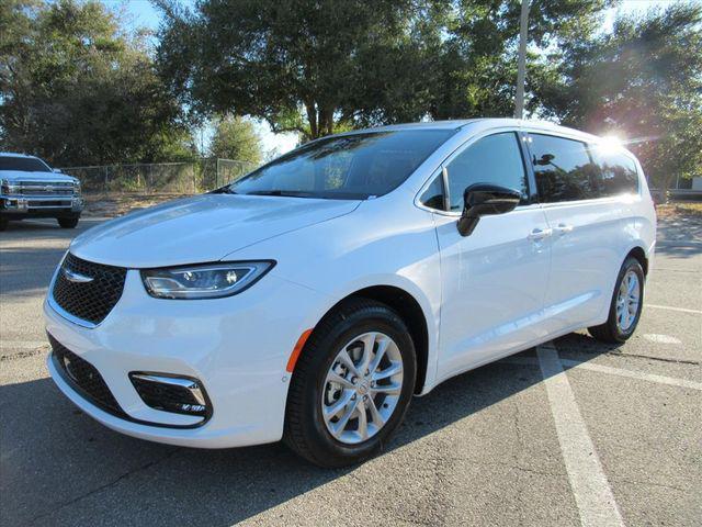 new 2026 Chrysler Pacifica car, priced at $38,127
