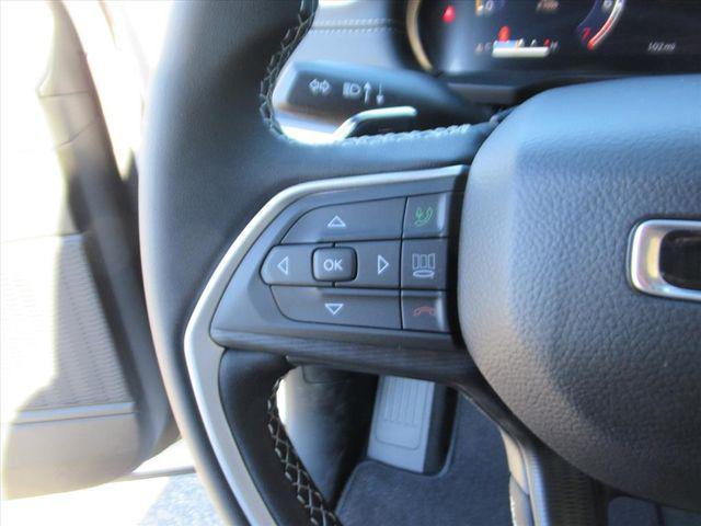 new 2025 Jeep Grand Cherokee car, priced at $28,674