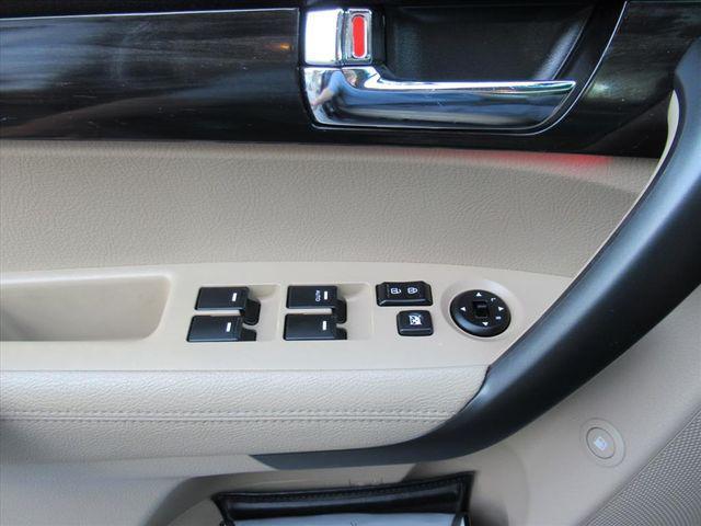 used 2013 Kia Sorento car, priced at $10,991