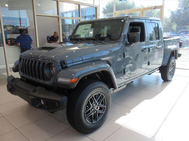 new 2026 Jeep Gladiator car, priced at $41,236