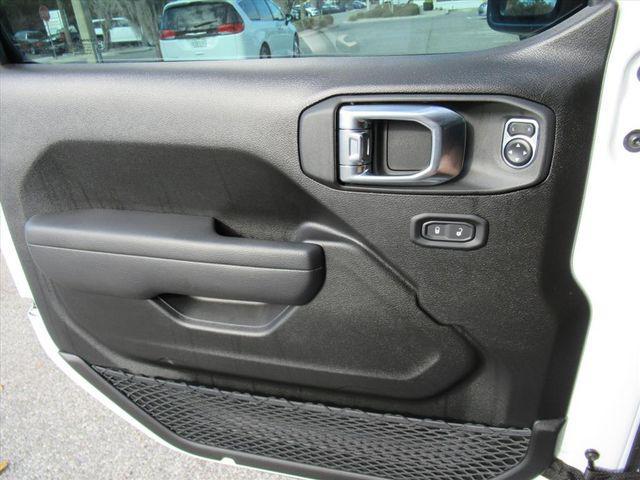 new 2026 Jeep Wrangler car, priced at $48,628