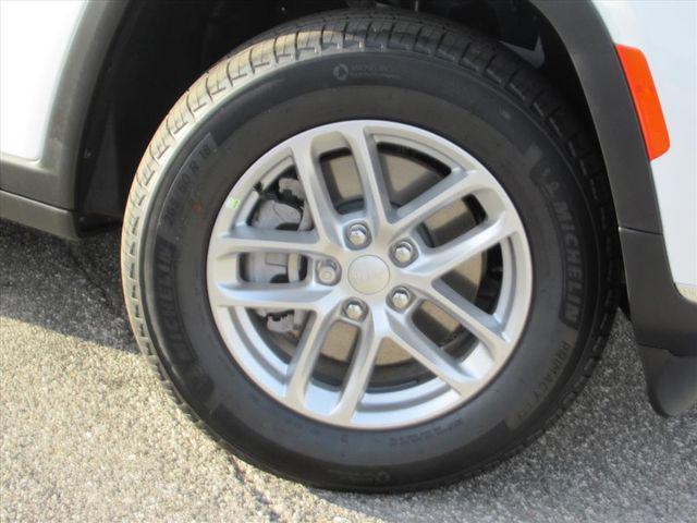 new 2025 Jeep Grand Cherokee L car, priced at $31,784