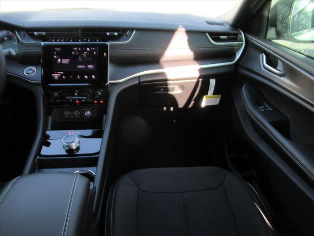 new 2025 Jeep Grand Cherokee L car, priced at $31,784