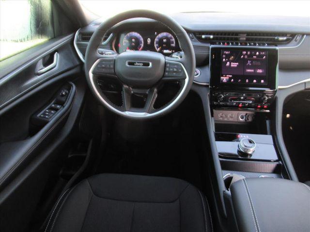 new 2025 Jeep Grand Cherokee L car, priced at $31,784