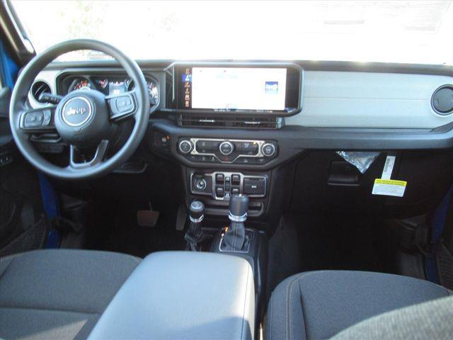 new 2026 Jeep Gladiator car, priced at $35,184