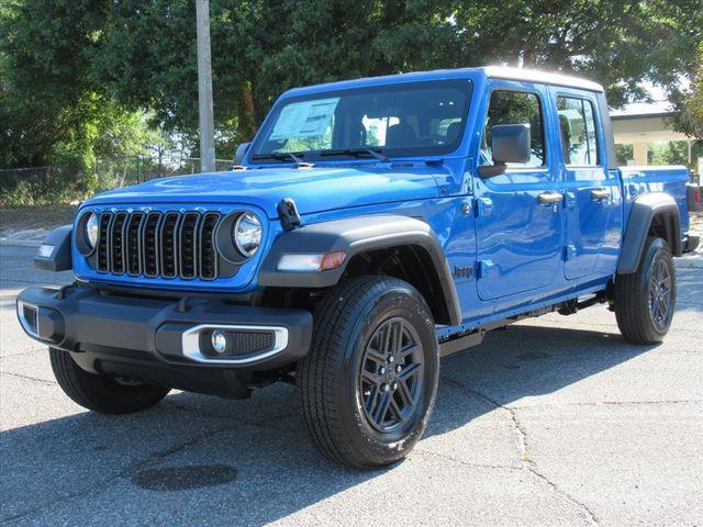 new 2026 Jeep Gladiator car, priced at $35,184