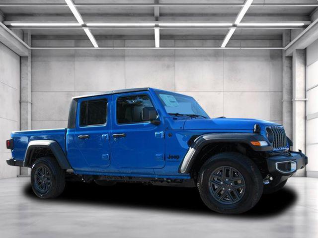 new 2026 Jeep Gladiator car, priced at $35,184