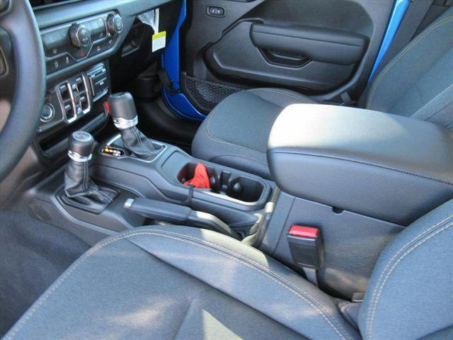 new 2026 Jeep Gladiator car, priced at $35,184