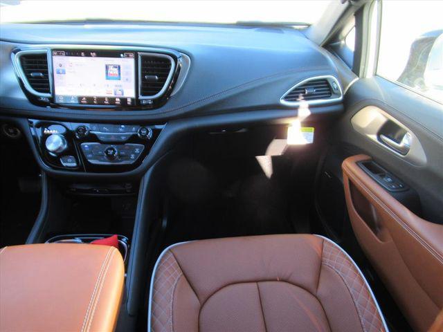 new 2026 Chrysler Pacifica car, priced at $47,697