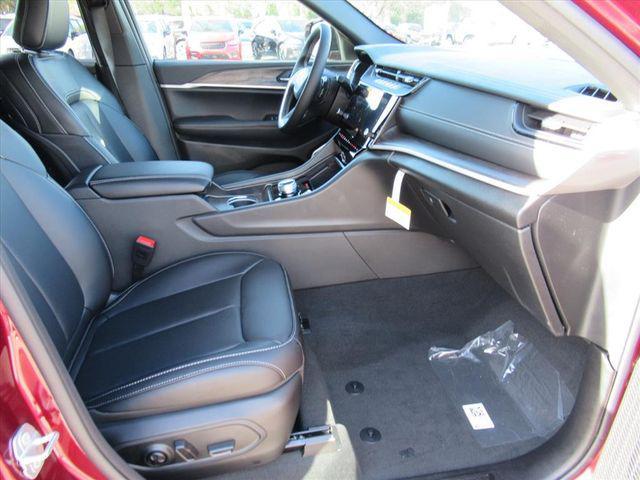 new 2026 Jeep Grand Cherokee car, priced at $44,699