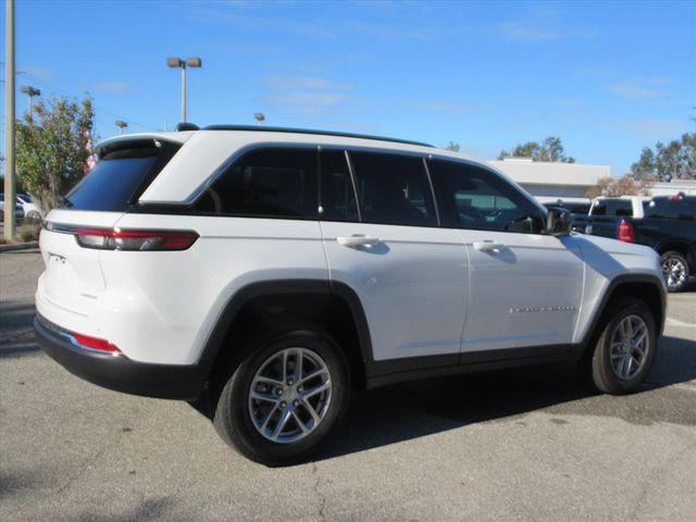 new 2025 Jeep Grand Cherokee car, priced at $27,598