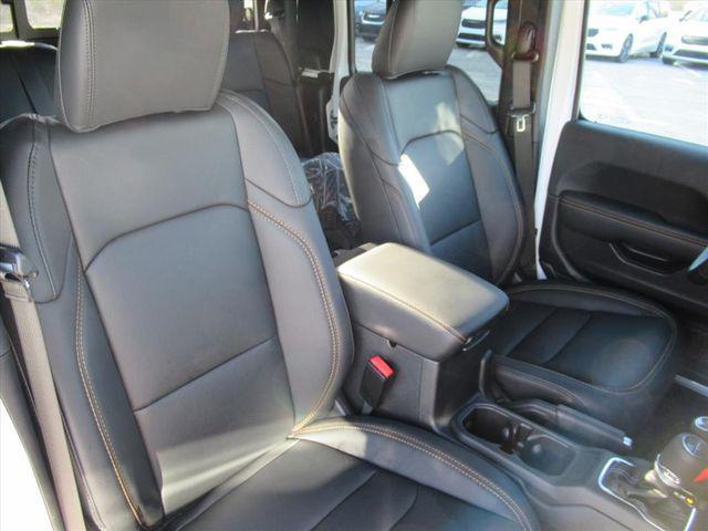 new 2026 Jeep Gladiator car, priced at $43,857