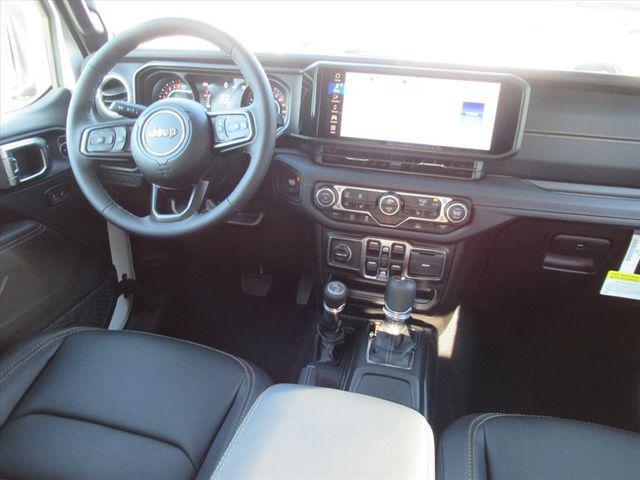 new 2026 Jeep Gladiator car, priced at $43,857