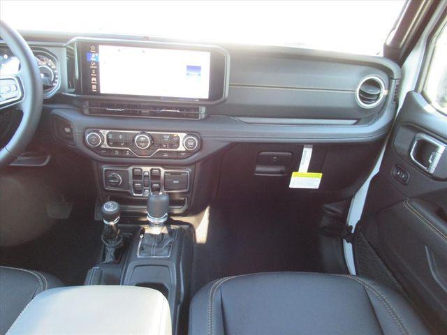 new 2026 Jeep Gladiator car, priced at $43,857