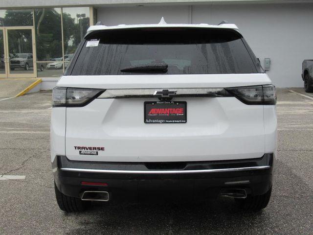 2020 Summit White Chevrolet Traverse