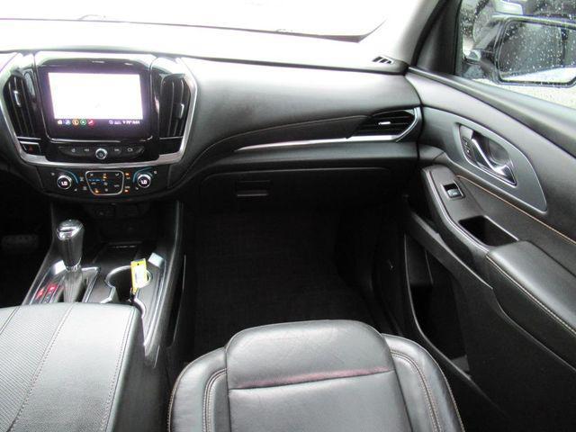 2020 Summit White Chevrolet Traverse