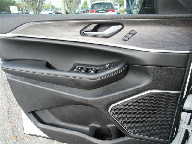 new 2026 Jeep Grand Cherokee L car, priced at $46,620