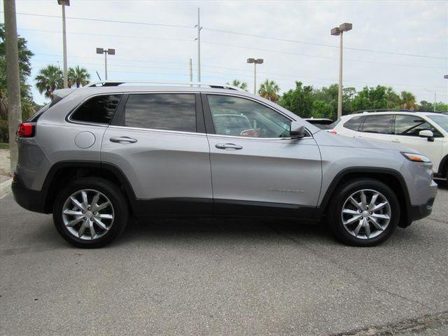 used 2017 Jeep Cherokee car, priced at $15,991