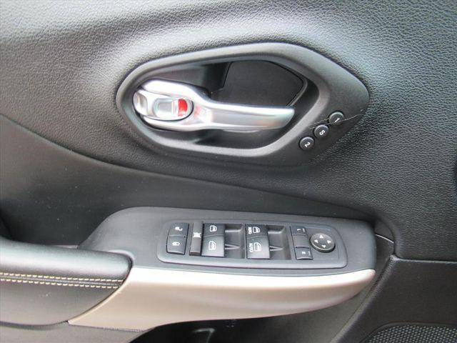 used 2017 Jeep Cherokee car, priced at $15,991