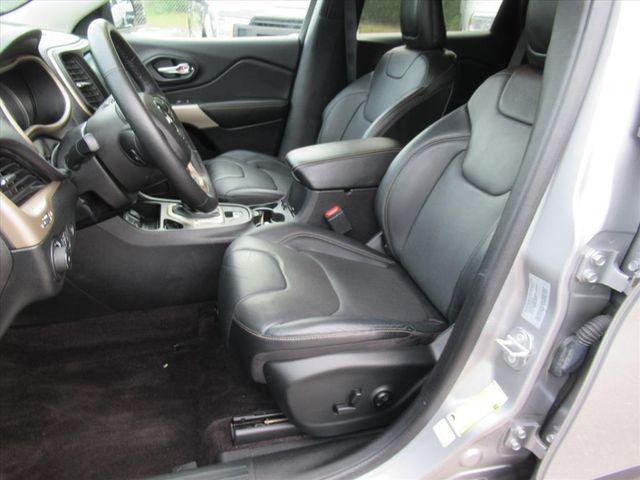 used 2017 Jeep Cherokee car, priced at $15,991