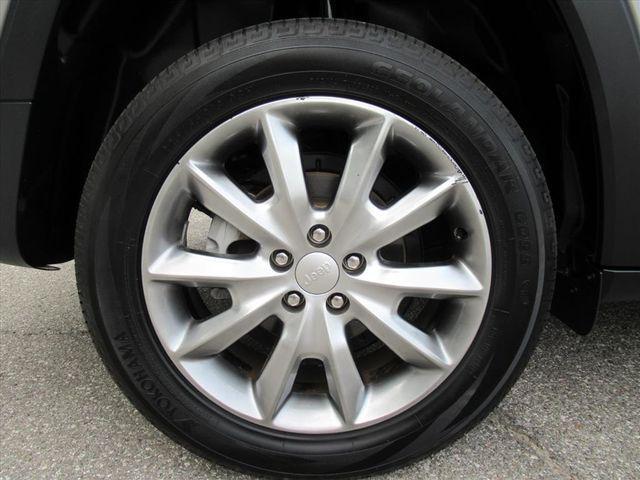 used 2017 Jeep Cherokee car, priced at $15,991