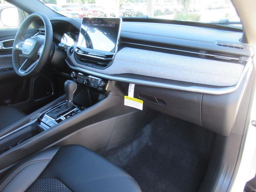 new 2026 Jeep Compass car, priced at $34,192